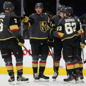 golden-knights-blow-3rd-period-lead,-lose-to-avalanche