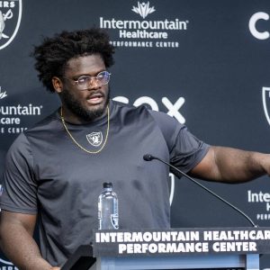 raiders-showing-versatility-one-week-into-training-camp