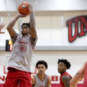 keshon-gilbert-embraces-expanded-role-for-unlv-basketball