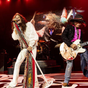 aerosmith-is-back-on-the-strip-and-badder-than-ever
