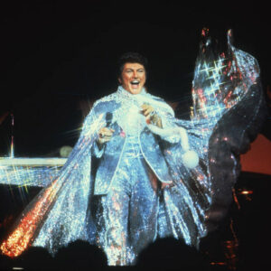 las-vegas-street-set-to-be-renamed-after-liberace